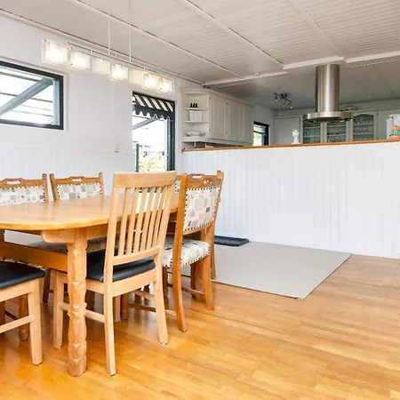 8 Person In Vakantiehuis Ebeltoft