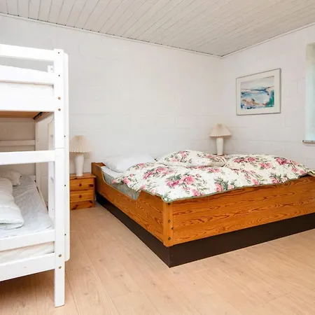 Vakantiehuis 8 Person In *